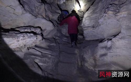 2022年神农架野人战巨蜥:杨家村民的神秘冒险之旅