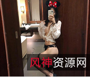 网红{{网红名字}}：清纯萌妹有尺度私拍精选