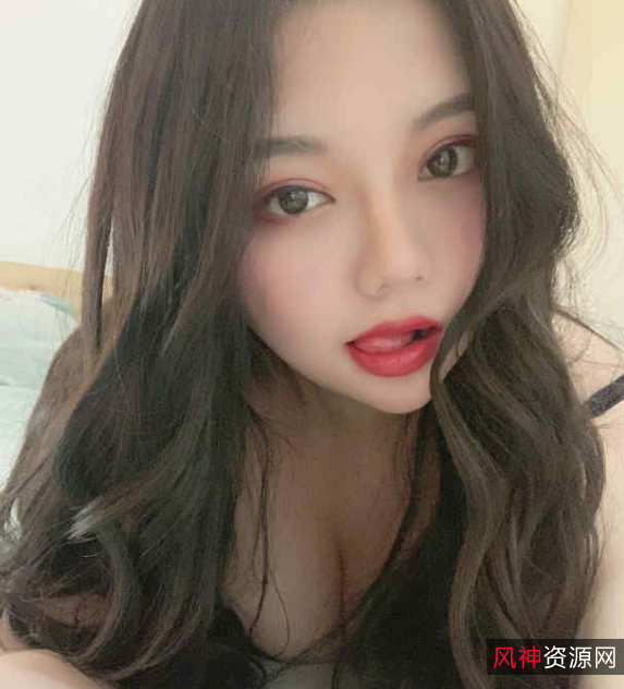 {{网红名字}}美貌与活力的绝美审美：推特坦克美女巨巨合集