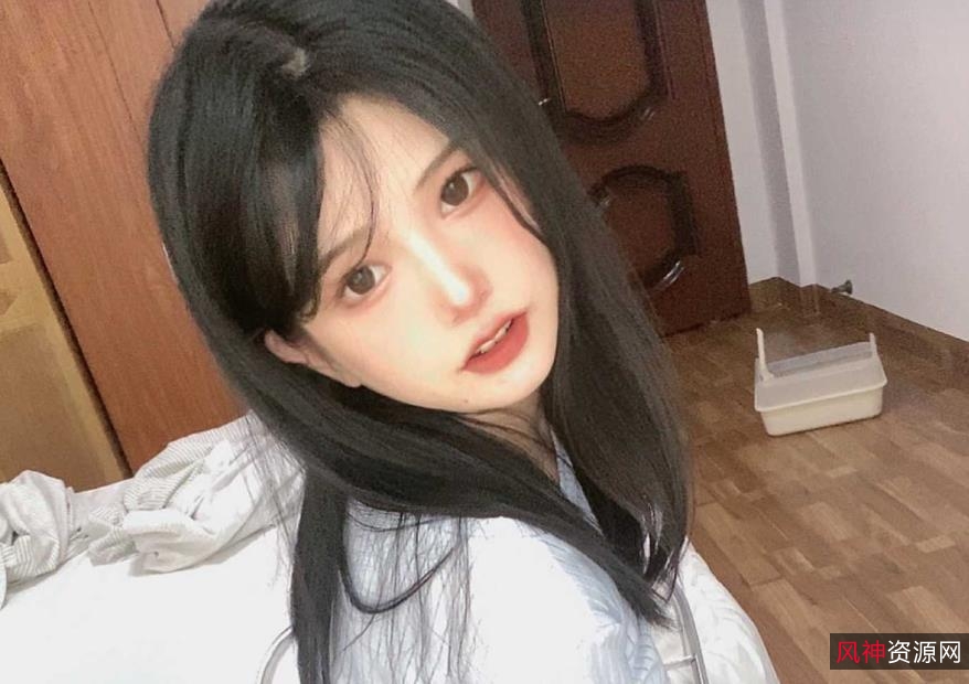 美腿新晋女神：TiTi私拍合集，高颜值萌萌哒，温暖的暖流淹没你的心！