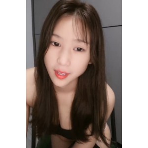 网红小小美1小时675M视频：放飞自我，热爱生活，活力四射