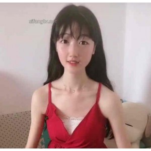 小晴：63万粉丝的快手博主，甜美的萌妹，精彩的舞蹈和搞笑视频