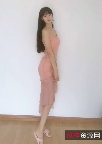 小晴:63万粉丝的快手博主,甜美的萌妹,精彩的舞蹈和搞笑视频