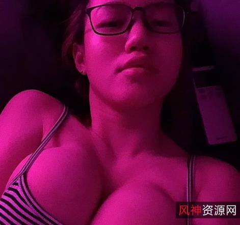 火爆精选妹子娜美合集:网红美貌与坚定信念的完美结合