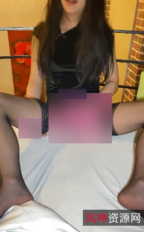 网红tsCDTANT与闺蜜ljy的欢乐时光：视频合集汇聚游乐园、婚礼等精彩片段