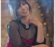 Ja失眠ineJ：P站女神，多才多艺，弹钢琴，玩具掌控，表情拿捏，远超众望