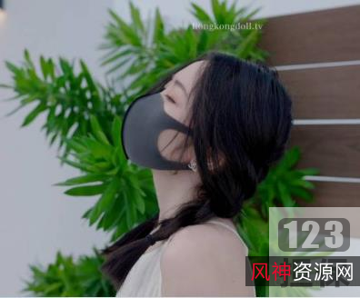 火爆香港网红玩偶姐姐HongKongDoll新作品海岛生活3：蜜桃臀女在上夹吸榨汁，射某处粉嫩不黑！