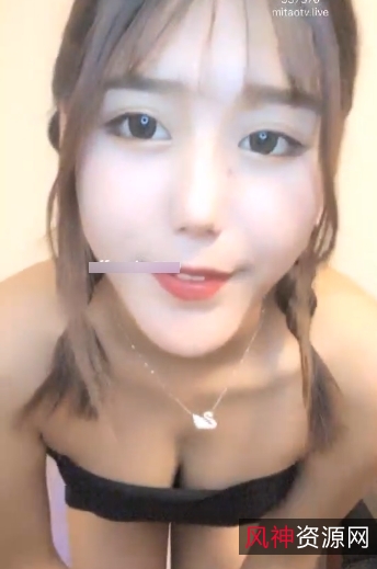 精选蜜桃女主播无名小妖：颜值超高、身材丰满，视频精选4.2G！