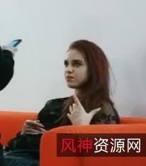 《国人大战：俄罗斯小姐姐的黑丝冒险》