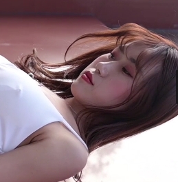 少女风白色肉丝连衣裙+高跟鞋视频1V2.14G百度云