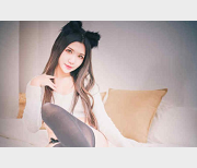 日本网红源纱希喵喵高颜值猫耳娘白嫩肌肤Cos风格绅士男士收藏资源