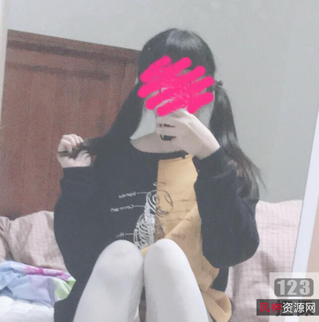 室外直播女仆COS白衬衫+小粉短裙+小马尾辫,喵喵肉肉室内自拍JK裙写真图视频