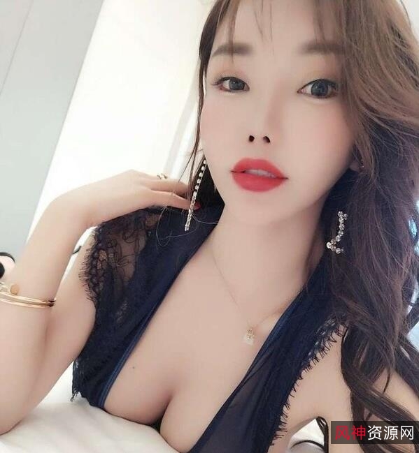 1.1G微博大V社保姬恒淼淼：650W粉丝、高颜值苗条身材、高科技型娴头灯，私拍影响力强劲！