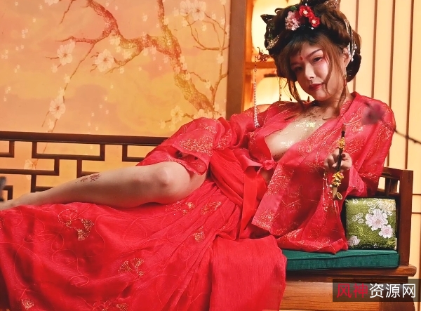 斗鱼模特COS网红浮力姬巨R女神秋和柯基古风抖M73V-38G服装