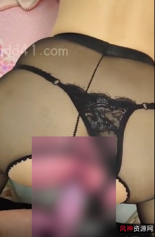 性感黑丝袜嫂子,会出水的胸前软肉诱惑