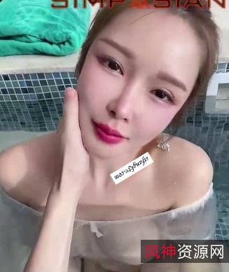 限时抢购gatitayan颜妃最新作品：电竞女神的完美女友直播！