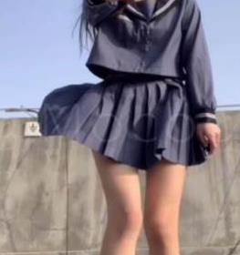 小贝贝：上海00后大学生的自拍佳作