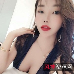 恒淼淼私拍：650W粉丝+车头灯+1.1G高科技熊，展现影响力、颜值与苗条身材