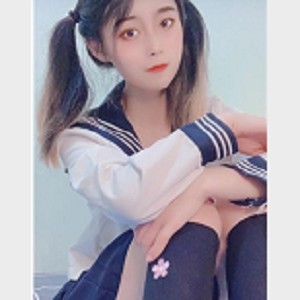 1.粉嫩妹子学生水手服套装，附赠丝袜、玩具和高速喷枪2.紫薇风格的粉嫩妹子套装，包含学生水手服、丝袜和玩具3.774M资源：粉嫩妹子学生水手服+丝袜+玩具+高速喷枪，完美搭配4.粉嫩妹子玩具套装，含学生水手服、丝袜、紫薇和高速喷枪