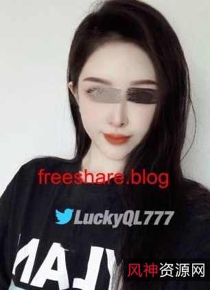 黑丝女神-时尚黑丝女神炮架