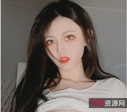 LUCKYYCXYHLXY-狐狸小妖粉嫩身材提高颜值