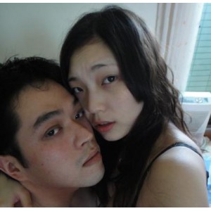 夫妻自拍胶原蛋白美女打粑粑记录身材花样良家反应露脸25个V4.8G