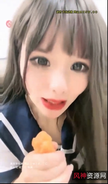 妖豔大紅唇網紅騷貨！粗大胡蘿蔔进入狂喷泉！有趣服装...[1V+707MB][百度盘]