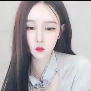 杜珊珊主播定制的24p21v自娱自乐红极一时美女网红土豪下载