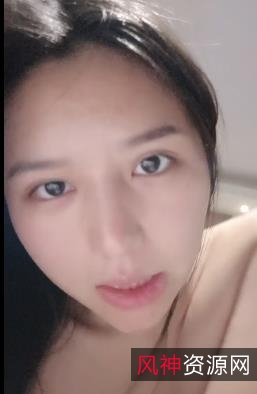 小雅：素颜女友的无屏障互动，征服猛兽的小黑森林