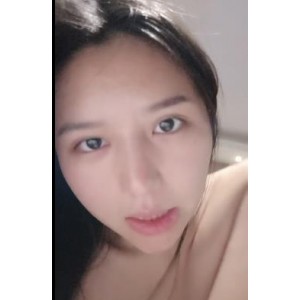 小雅：素颜女友的无屏障互动，征服猛兽的小黑森林