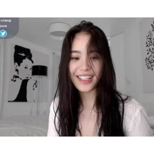 东南亚美女主播Li_Chang：清纯美女闺蜜，豪放欧美风，高人气视频大放送！