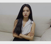 《知名模特灵灵的故事：高清无水印传媒作品，下载观看》