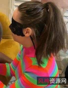 OnlyFans妻子老黑合拍手抓蛋服务视频,体贴丈夫绿帽幸福