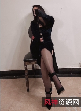 转载搬运：商品可能是一本转载的书籍或者视频资源补：商品可能是一种补品或者修复工具海角：商品可能是一个旅游目的地或者旅行产品银娃女S：商品可能是一款名为银娃女S的产品截至：该词无法确定商品的具体内容22-04-06：该词无法确定商品的具体内容17V13三人游：商品可能是一个旅游产品，提供给三人游玩的机会1.63G：该词无法确定商品的具体内容百度盘：该词无法确定商品的具体内容综合以上信息，可能的商品标