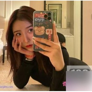 抖音火花四溅的超级女神：yuer，玩转有尺度的热舞