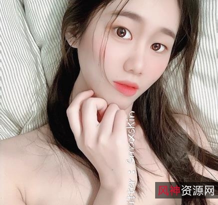 推特上的反差展示妹子smaxskin合集[167V-2.7G]：街头广场城市商场景区实战视频下载