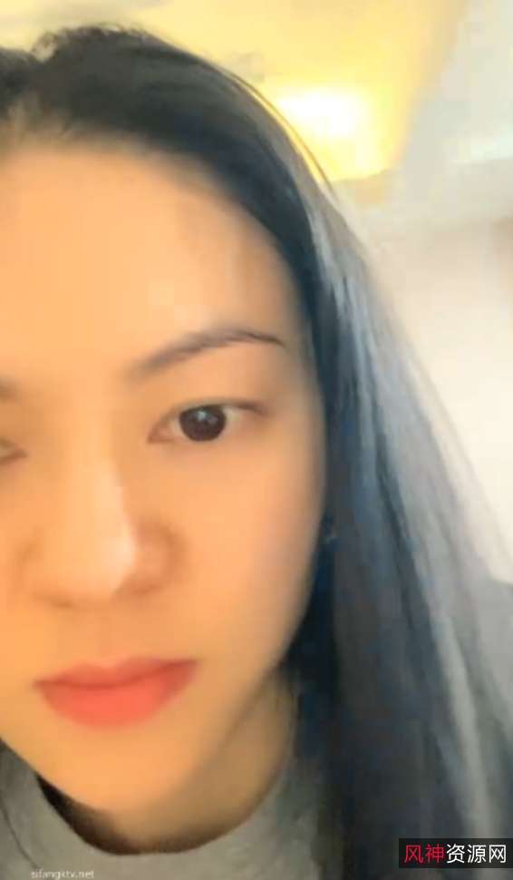 高铁约会妖娆宝贝：奥迪车上嘴艺大比拼，2.3G视频下载解压