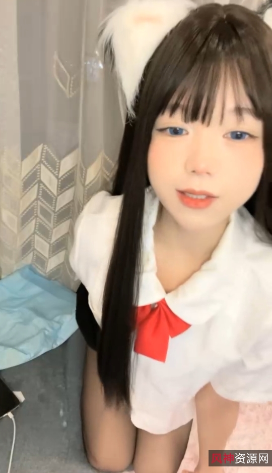 福利姬学生妹妹子装扮,V+9G视频《吃一口小布丁》,百度盘下载,解压密码本站