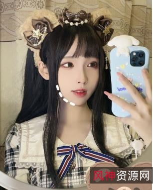 Twitter英梨梨：车衣道具秀视频110图集，颜值身材俱佳！