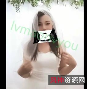 网红大咖联手女友穿婚纱视频：搞笑道具跳舞惹笑