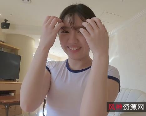 FC2国宝级19岁嫩妹首发高清无圣光作品1V-1.5G