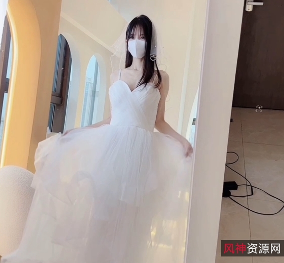 FSOG精品系列第四季合集021-030九妖G精品合集第四弹：粉seqing人主人专属玩物、华丽婚纱、妹子玩物、许木学长游戏陪玩贴心服务、采精、超人气九妖星空、扣扣传媒女仆Cola酱、X瘾患者、小二先生妹子启蒙课、全自动上位、欲望。