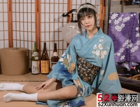 可爱小猫：宝岛PP女孩娇美淘气可怜