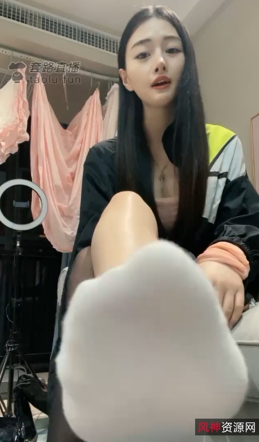 小仙女套路直播合集：清新仙女的魅力视频集