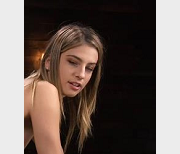 18年欧美无M道具挑战赛：震动器互动女Y，速度挑战合集25V-6.2G