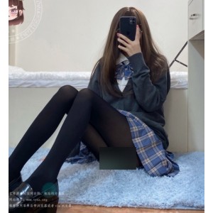 网络红人仙仙桃作品合集：1.8G视频照片，性感迷人，不容错过