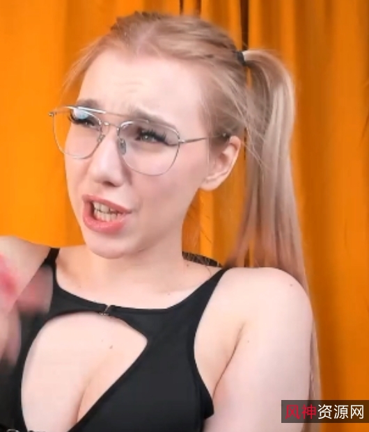 俄罗斯眼镜小姐按摩怪兽4V888M自行打包