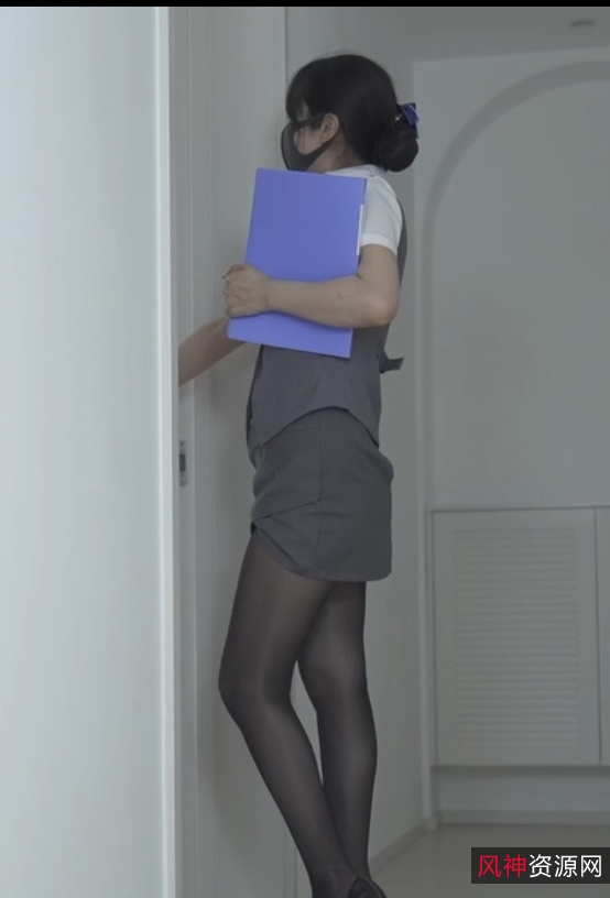 桥本香菜最新视频:满分空姐服务指南足艺互动逗趣,781M大片上贤妗