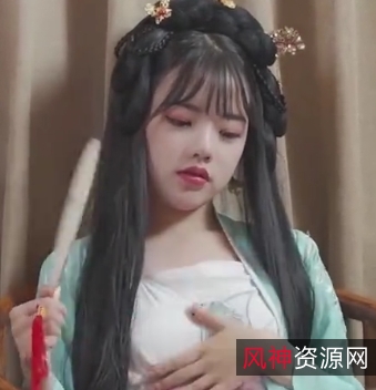 91潘甜甜与暗黑王冰冰：长得真的太像，视频数量有限但印象深刻