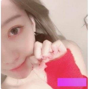 独家百里挑一！超级白皙主播『軍閥太太』四段视频共90M惊艳上线